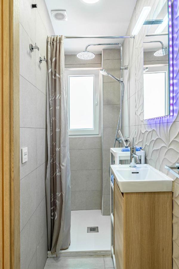 Central Luxury Flat With Free Parking Διαμέρισμα Βαλένθια Εξωτερικό φωτογραφία